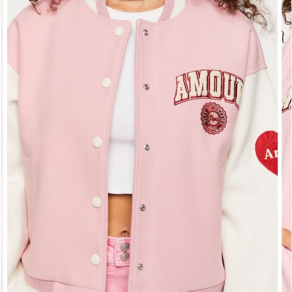 “Amour/Paris” Varsity Jacket Forever 21 - Picture 4 of 13